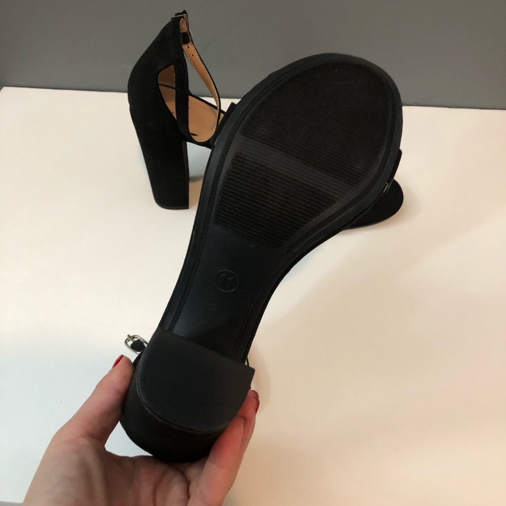 Heals - Picture 4 of 4